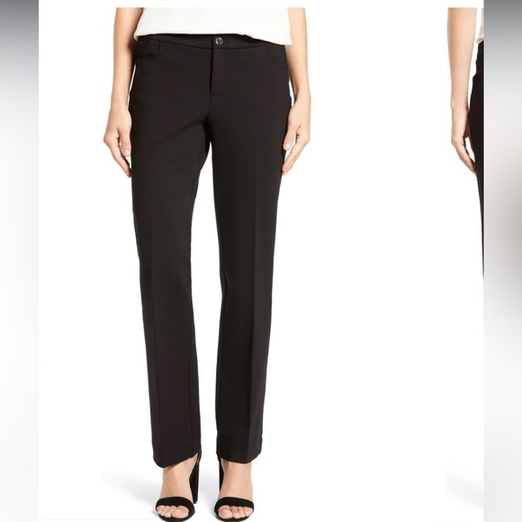 Compression NWT Flare Leg Ponte Pants
ANNE KLEIN - Picture 6 of 12